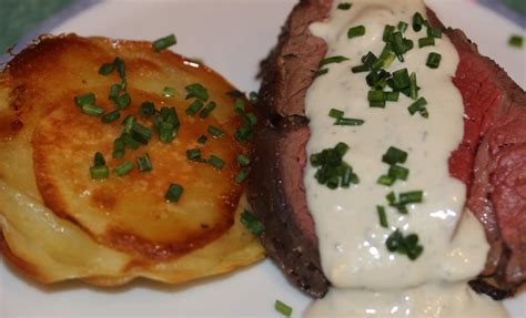 Beef Tenderloin With Blue Cheese Sauce Cook Eat Run