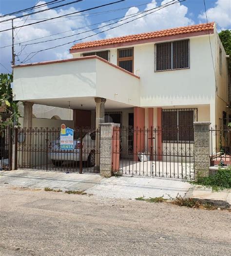 Casa en Venta en Residencial Pensiones en Mérida 5 Hab Yucatán