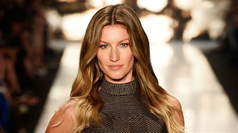 Gisele Bündchen Wallpapers Top Free Gisele Bündchen Backgrounds Wallpaperaccess