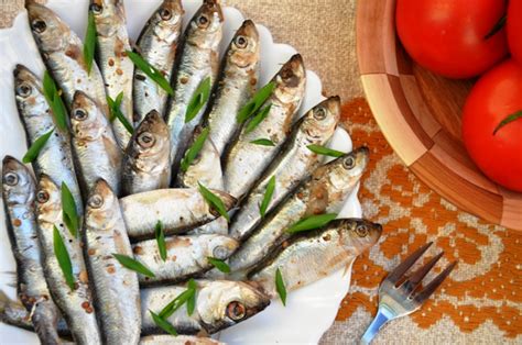 Килька пряного посола в домашних условия, вкусные рецепты, полезные ...