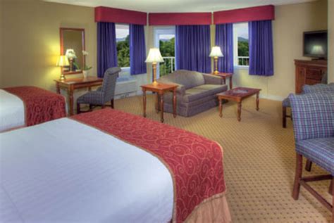 Music Road Hotel Rooms - Water Park Hotel Pigeon Forge