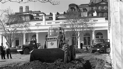 How the White House Rose Garden Became the Most Famous Garden in the ...