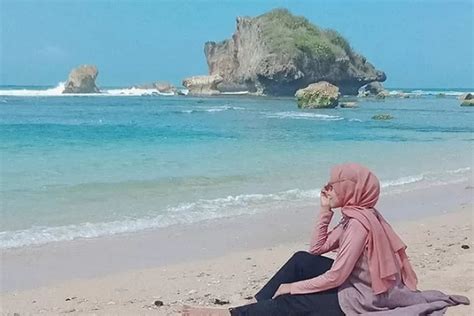 Tempat Wisata Jogja Yang Eksotis Pantai Ngandong Suguhkan Keindahan