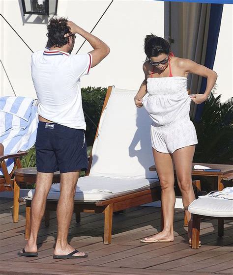 Eva Longoria Shows Off Her Impressive Bikini Body On Holiday With Boyfriend Jose Antonio