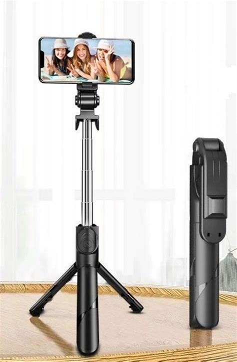 Selfie Stick Mit Bluetooth Tripod Und Led Licht Kaufen Auf Ricardo