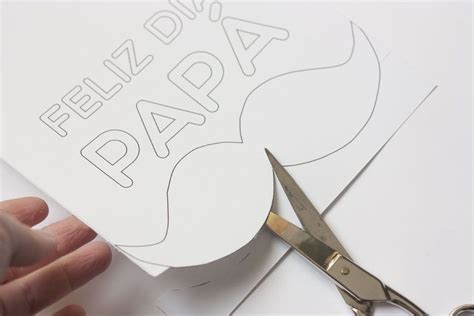 Letras De Feliz Dia Papa Para Colorear Hoja De Colorear Palabras De Descripcion Dia Del Padre