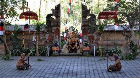 Barong Makhluk Mitologi Bali Yang Jadi Simbol Kebajikan Dan Pelindung