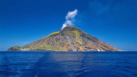 Reasons To Visit Italy S Aeolian Islands