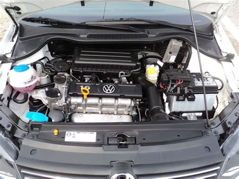 2011 Volkswagen Polo Specs Engine Size 1600cm3 Fuel Type Gasoline