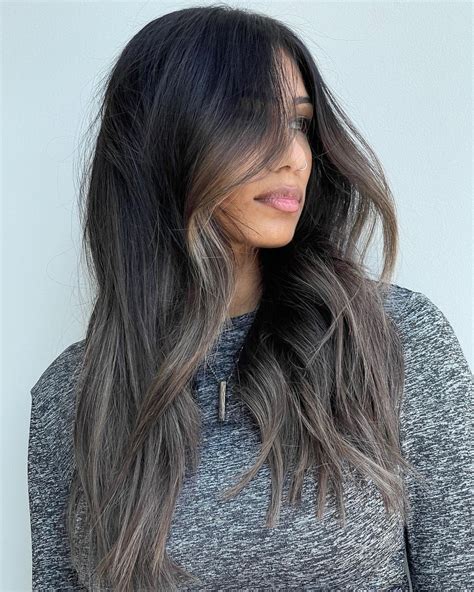 30 Classy Black Hair with Highlights Ideas - Hair Adviser