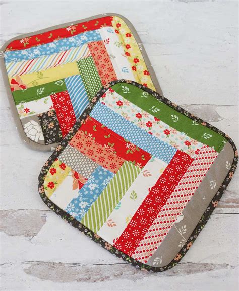 Easy Log Cabin Potholder Tutorial Free Pattern A Quilting Life