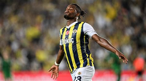 Michy Batshuayi Ye Belçika Dan 2 Talip Birden