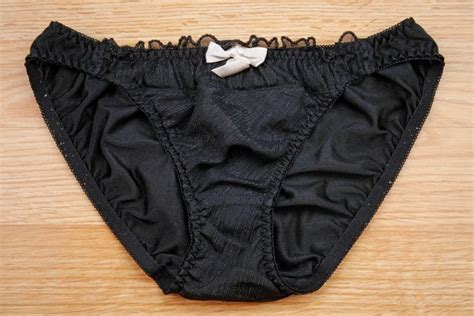VINTAGE JAPANESE NYLON Shiny Slippery Pretty Sparkling Black Bikini Panty Small 11 99 PicClick CA