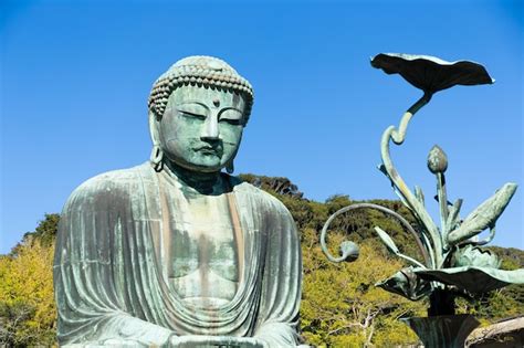 Grande Buda No Terreno Do Templo Kotokuin Em Kamakura Foto Premium