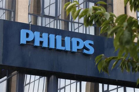 philips sells shares  lighting division     target range