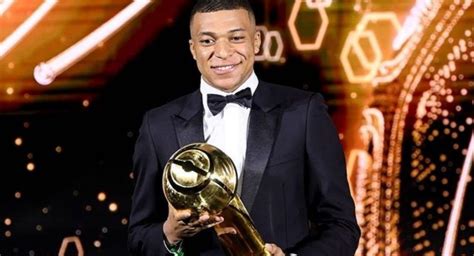 Kylian Mbappé premiado como Mejor Jugador del Mundo en Globe Soccer Awards