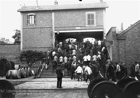 Sortie Des Ateliers Des Chemins De Fer De Louest Sotteville Au Fil