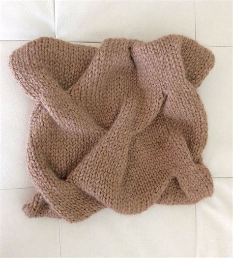 Burberry Inspired Cowl Neck Scarf Pattern By Julianne Smith Cowl Neck