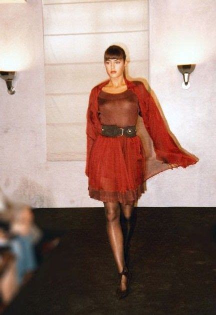 Azzendine Alaia Runway Show FW 1985 Azzedine Alaia Alaia Yasmin