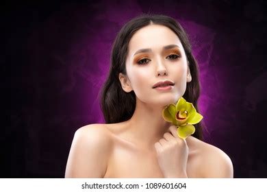 Beautiful Brunette Nude Shoulders Girl Sensually Stock Photo 1090494698 Shutterstock