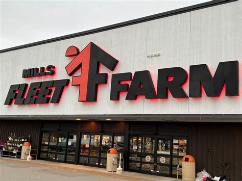 Beaver Dam Fleet Farm Fleet Farm Beaver Dam 1815 N Spring St Beaver Dam Wi April 23 2023