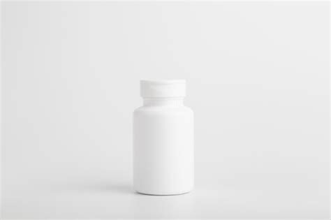 Medicine Bottle Mockup – Бесплатные векторные изображения и PSD для ...