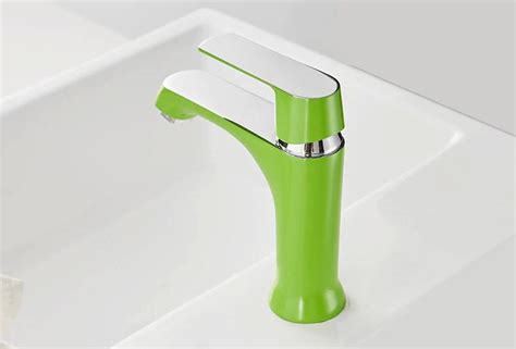 Luxury Basin Faucets Elegant Bathroom Faucet Hot And Cold Water Basin Mixer Tap Chrome Finish