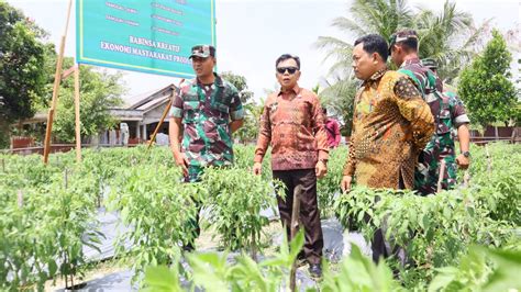 Dandim Letkol Inf Endik Kunker Ke Meranti Apresiasi Babinsa Kreatif