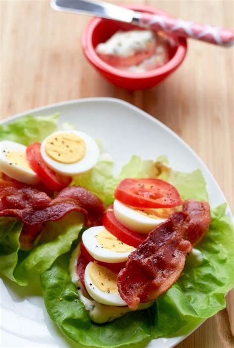 These Low Carb Breakfasts Will Keep You Full For Hours