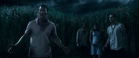 In the Tall Grass Trailer Brings Stephen King & Joe Hill's Frightening Tale to Netflix