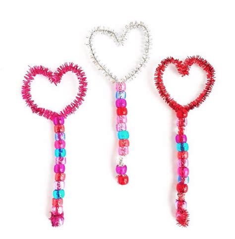 Valentines Day Craft Make A Bubble Wand With Craftworkzhq Tinsel Stems