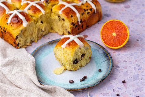 Sourdough Hot Cross Buns With Brown Butter Sourdough Brandon