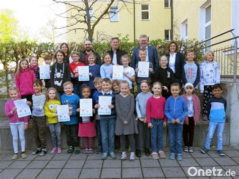 Amberger Grundsch Ler Unterst Tzen Aktion Zu Fu Zur Schule Onetz