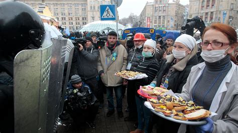 Riot Police Crack Down On Ukraine Protests