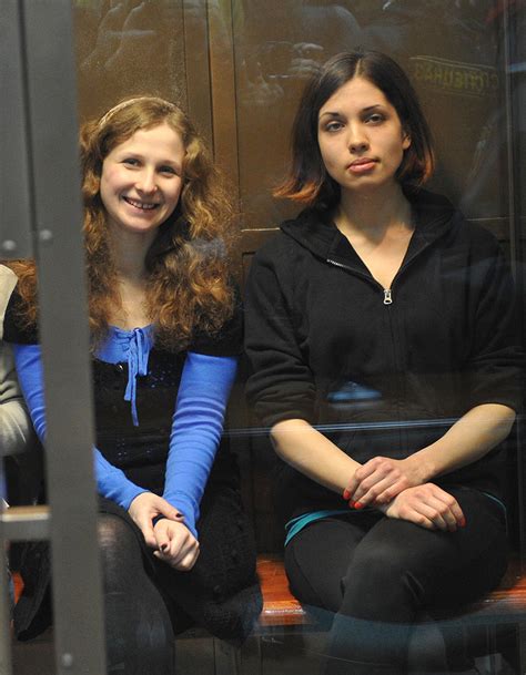 Les Pussy Riot reçoivent le soutien du Premier ministre russe Elle