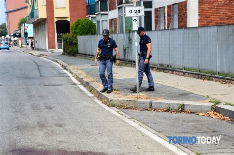 Omicidio Nella Notte A Torino Ucciso Un Uomo A Coltellate In Via Sansovino