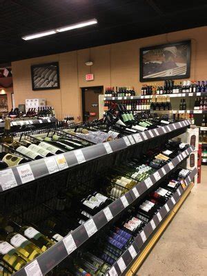 BINNYS BEVERAGE DEPOT Updated January 2025 51 Photos 41 Reviews