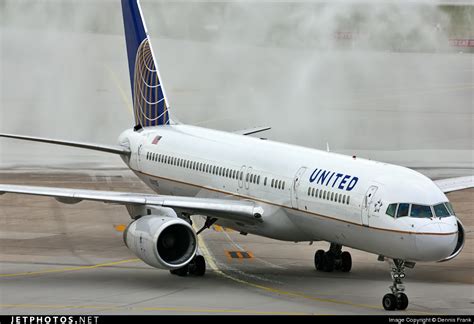 N Boeing United Airlines Dennis Frank Jetphotos