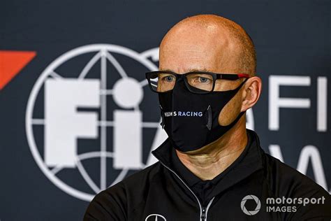 El Director De Williams F1 Simon Roberts Positivo Por Covid 19