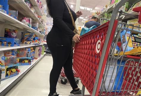 Latina Milf Black Leggings Spandex Leggings Yoga Pants Forum