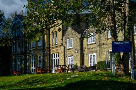 Shanklin Daishs Hotel © Lewis Clarke Geograph Britain And Ireland