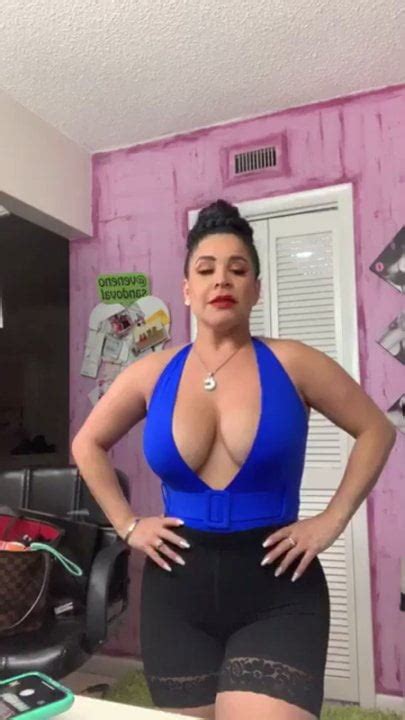 Carolina Sandoval Sus Chichotas Lesbian Porn Xhamster