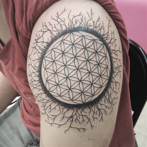 105+ Cool Flower of Life Tattoo Ideas – The Geometric Pattern Full of ...