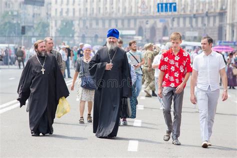 Parishioners Ukrainian Orthodox Church Moscow Patriarchate During