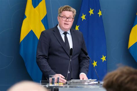 Regeringen öppnar För Livstid Vid Upprepade Sexbrott Fria Tider