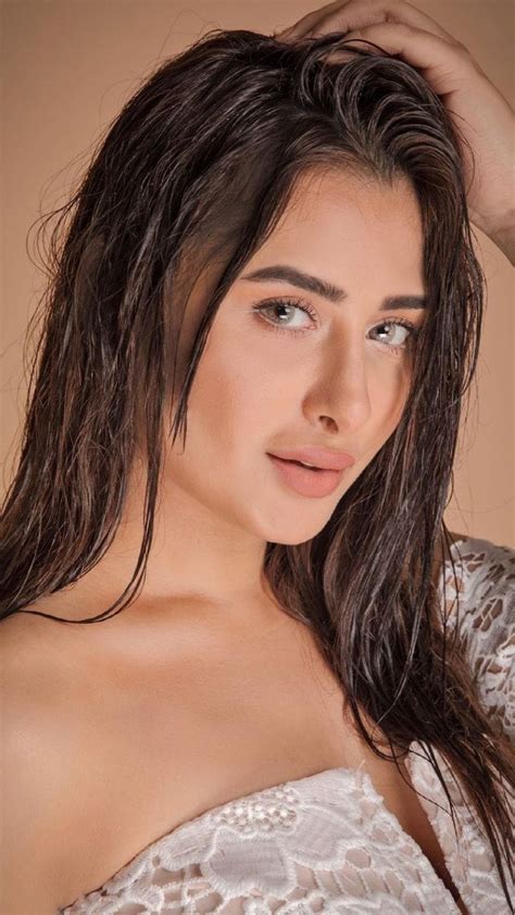 Mahira Sharma Web Stories Manorama Online