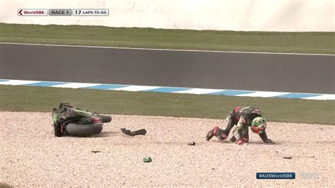 World Superbikes Australia Video Jonathan Rea S Race Ending Crash