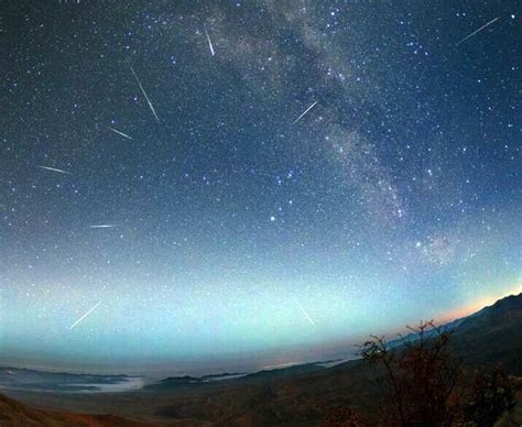 Chuva de estrelas cadentes poderá ser vista em abril Confira local e