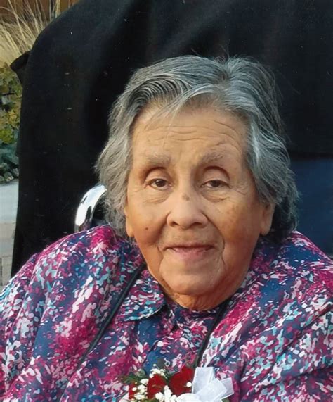In Memory of Martha Hernandez: Obituary and Service Details 8