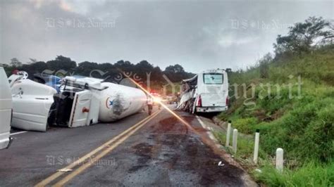 Aumenta a 12 el número de muertos tras accidente en Carretera